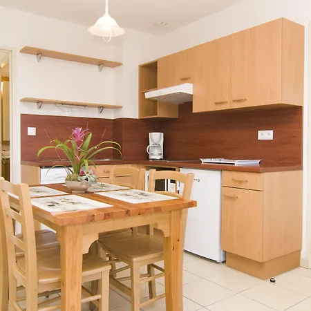 Appart hôtel Madame - La Marquisie Trébas